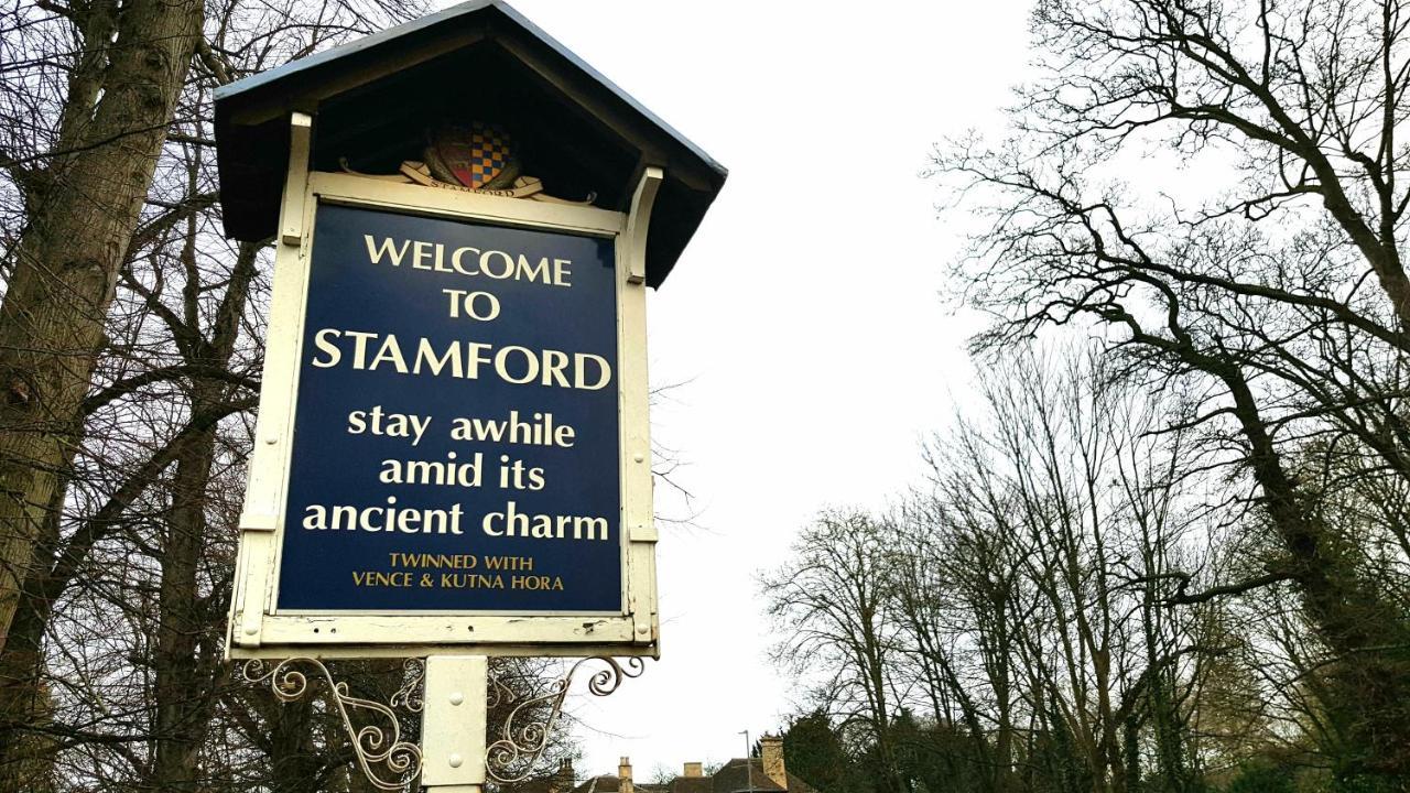 Riverside Stamford Stays Exterior photo